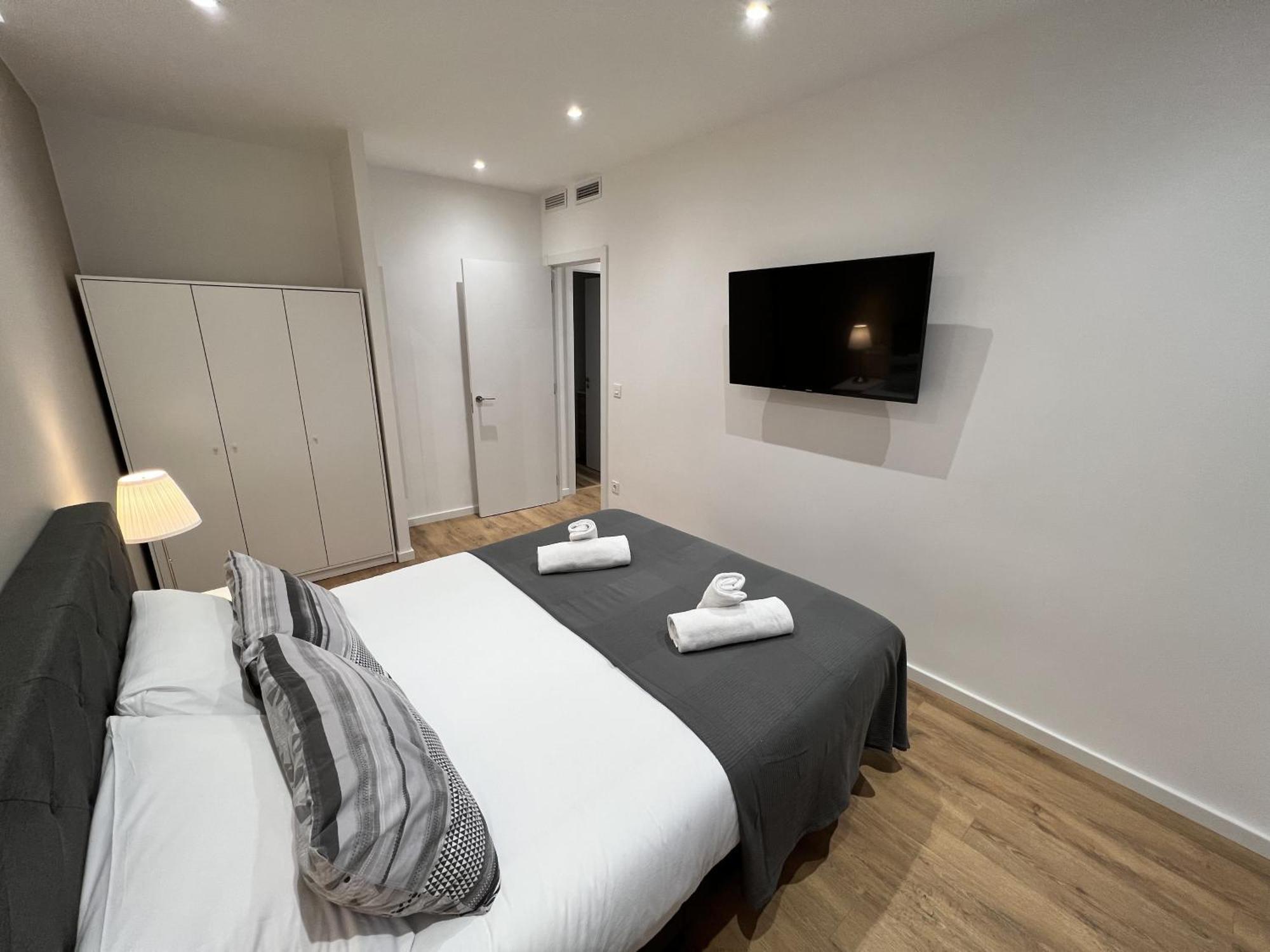Apartamenticos Plaza Las Armas III Zaragoza Bagian luar foto